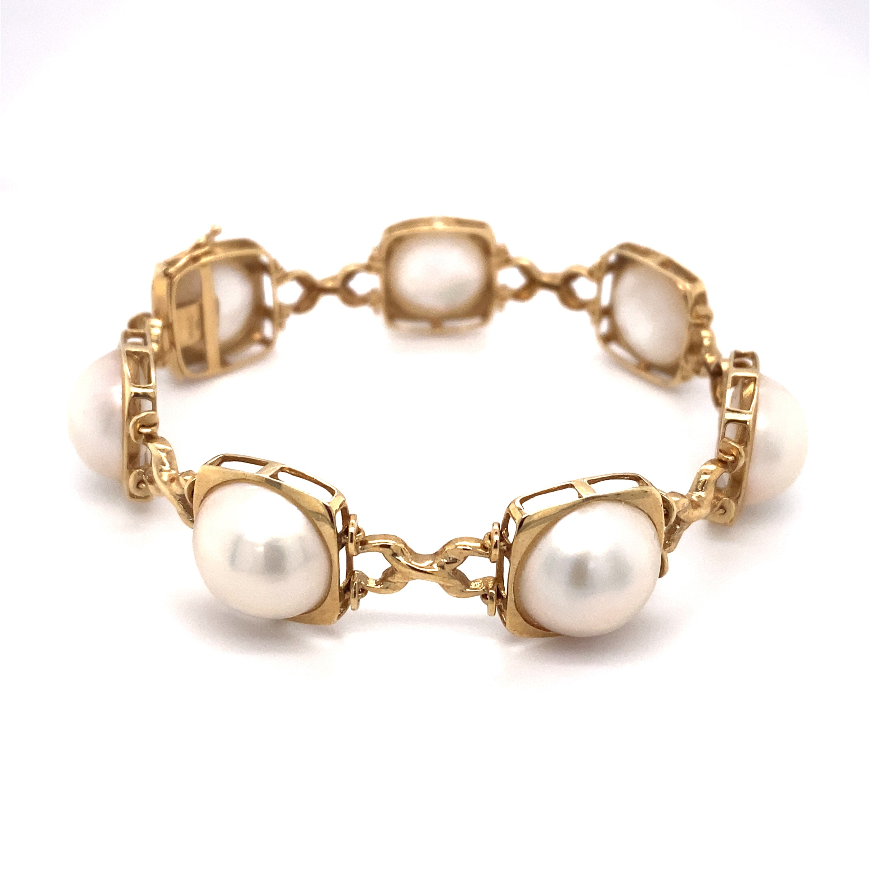 The Classic Pearl Bracelet — HEIR