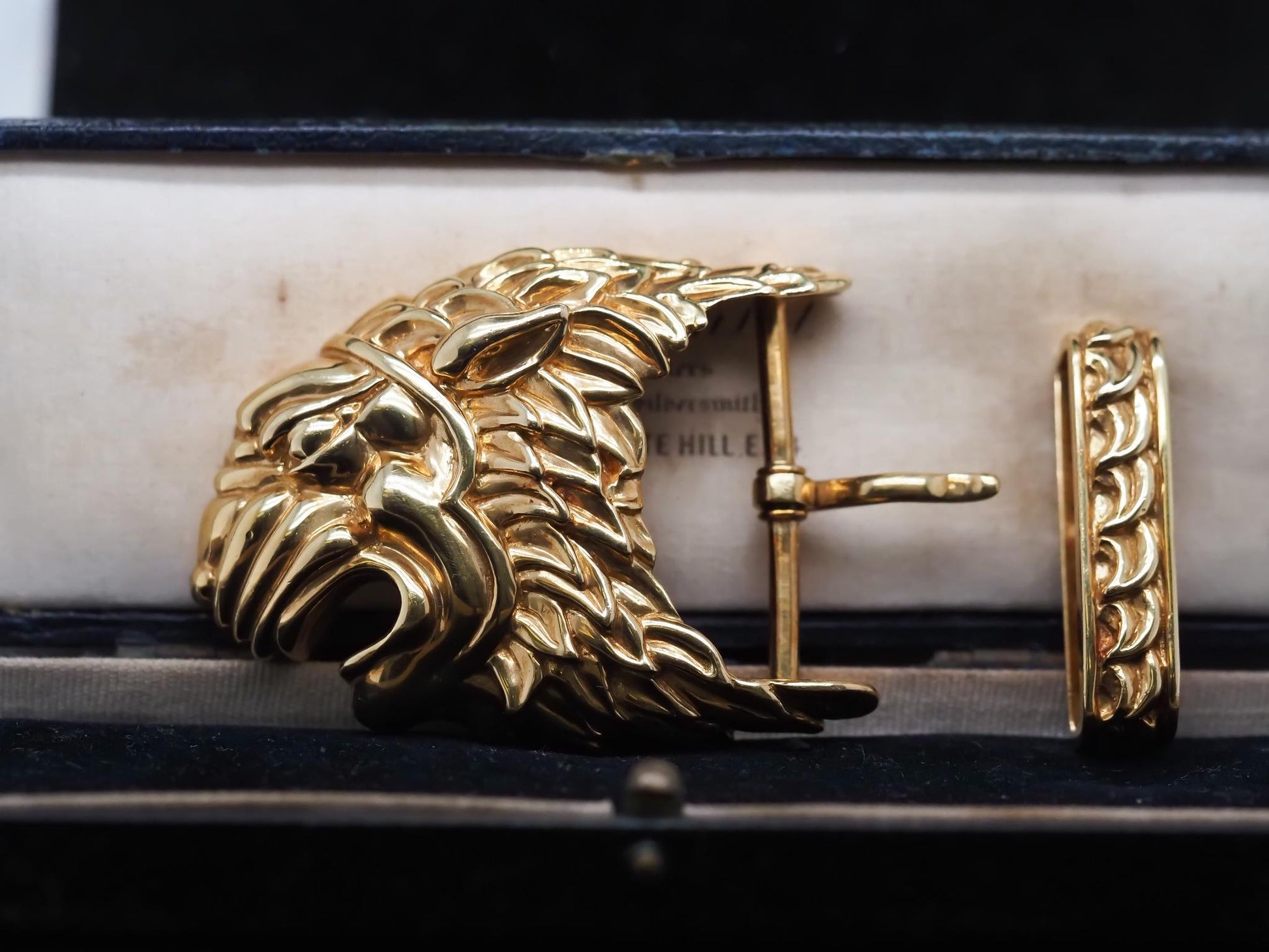 David Webb 18K Lion Yellow Gold Belt Buckle