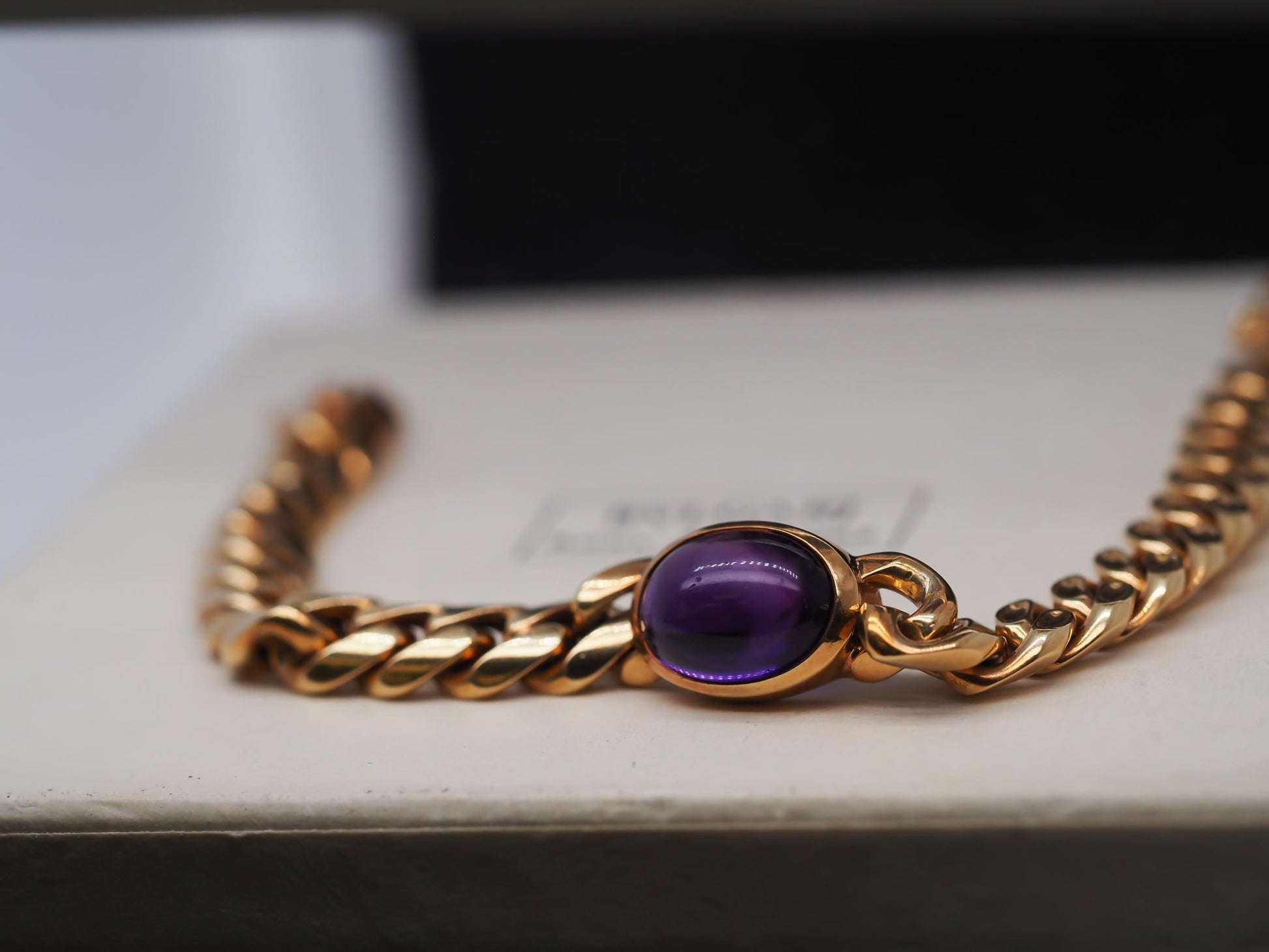 Vintage 1960s Bulgari 18K Yellow Gold Bracelet with Cabochon Amethyst