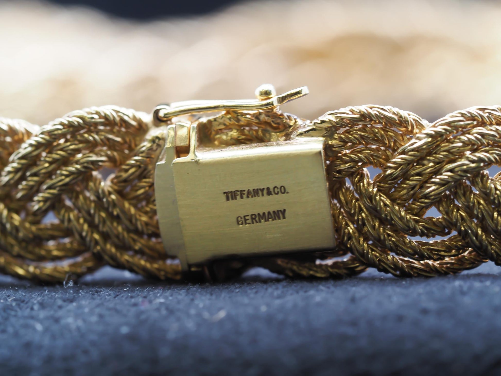 Vintage 18K Yellow Gold Tiffany & Co. Weave Necklace