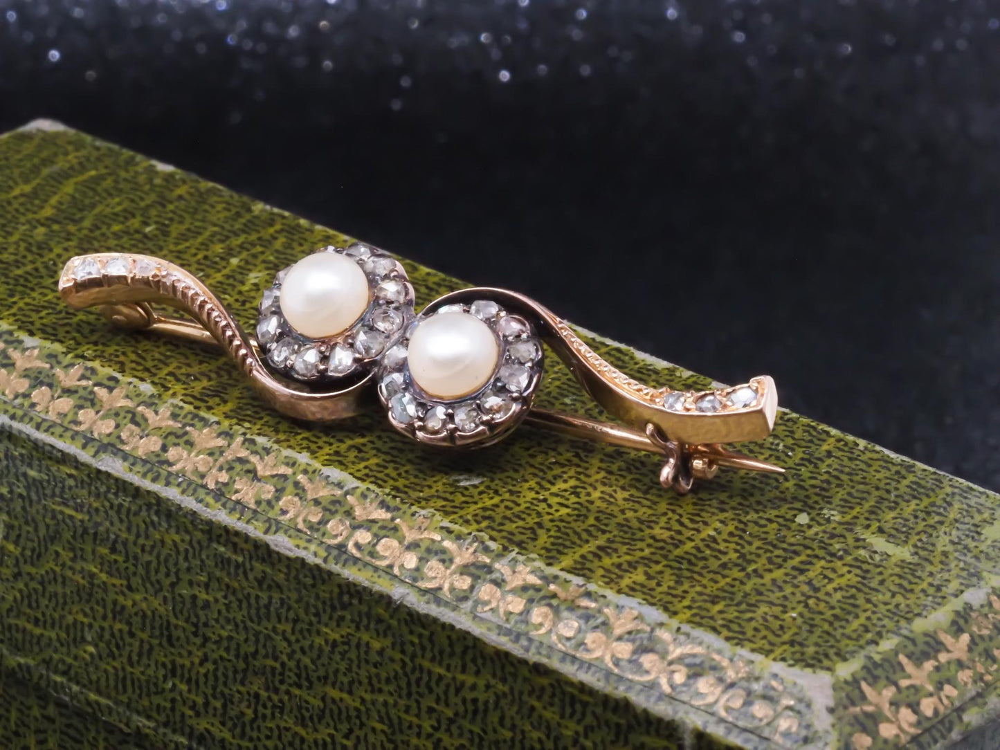 18K Yellow Gold Victorian Pearl and Diamond Brooch