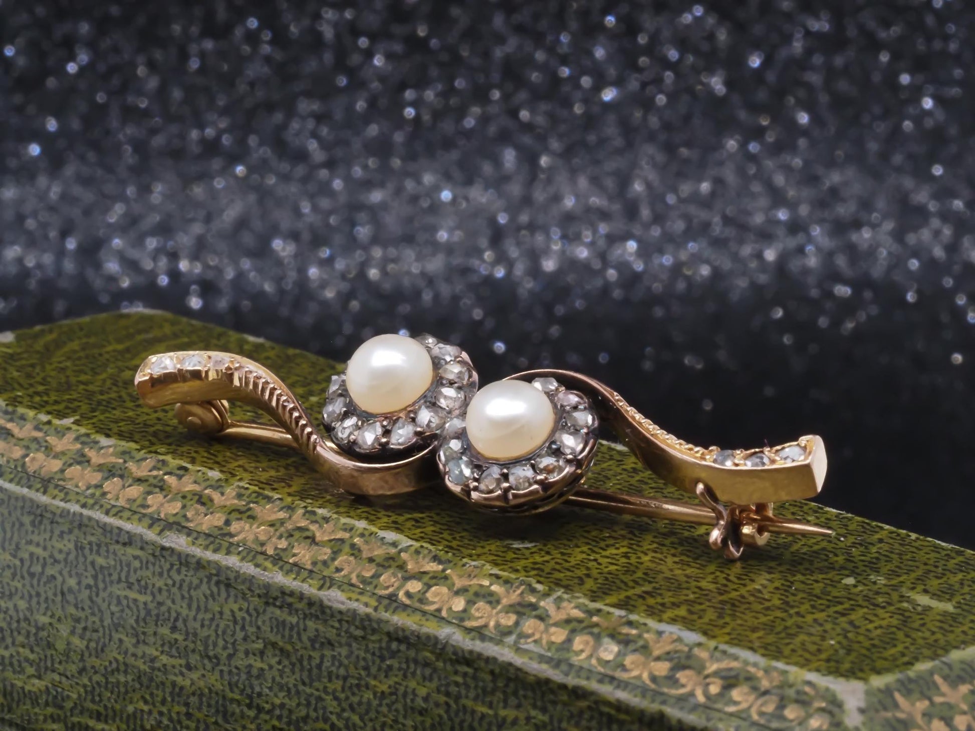 18K Yellow Gold Victorian Pearl and Diamond Brooch