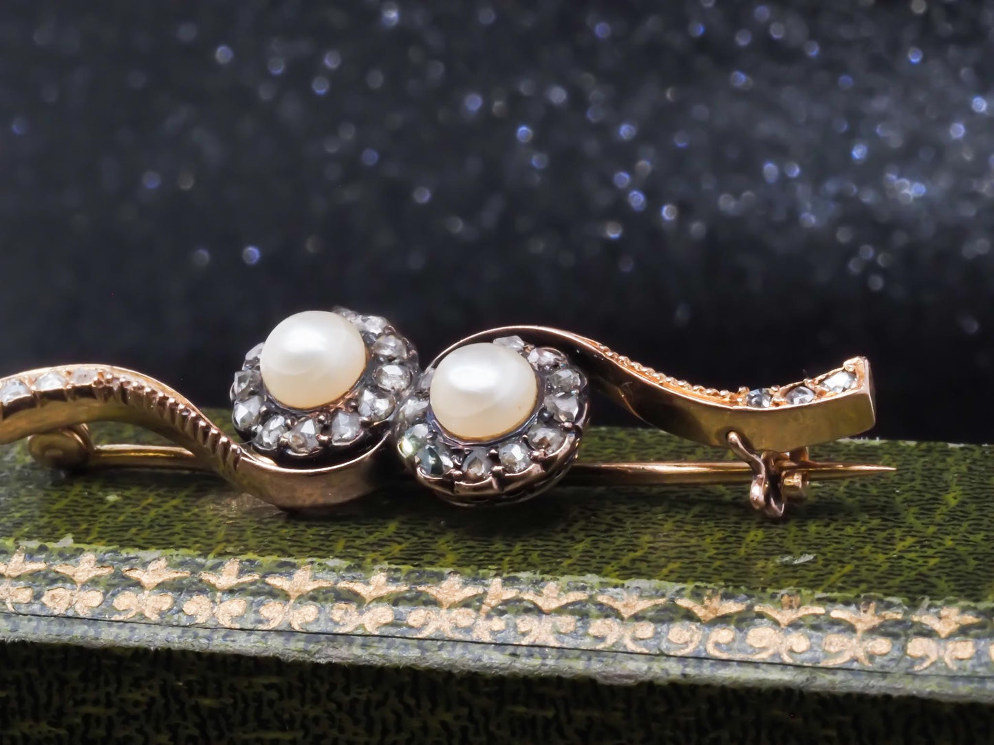 18K Yellow Gold Victorian Pearl and Diamond Brooch