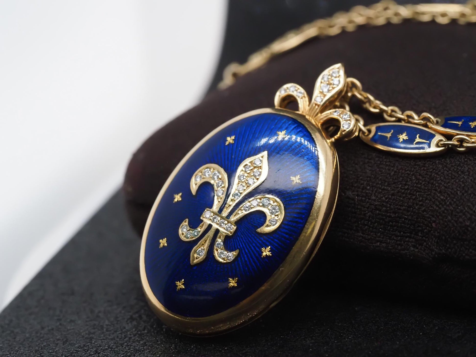 Faberge 18K Yellow Gold and Diamond Fleur De Lis Necklace and Pendant Locket