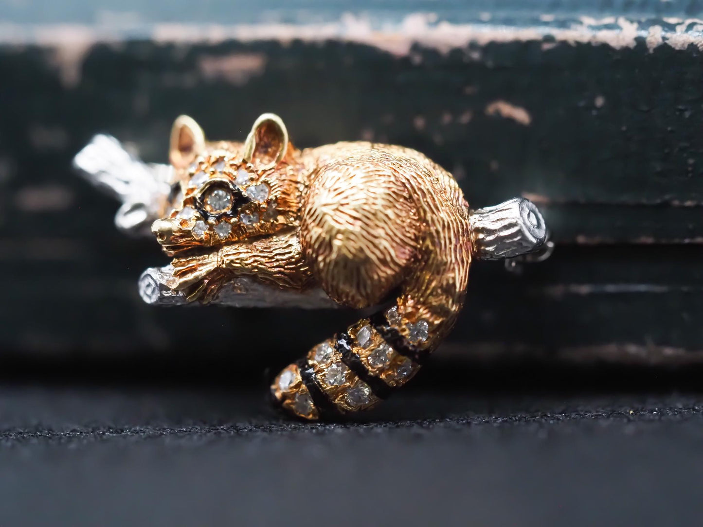 McTeigue & Co Raccoon Pin Pendant Platinum and 18K gold with Diamonds circa 1950