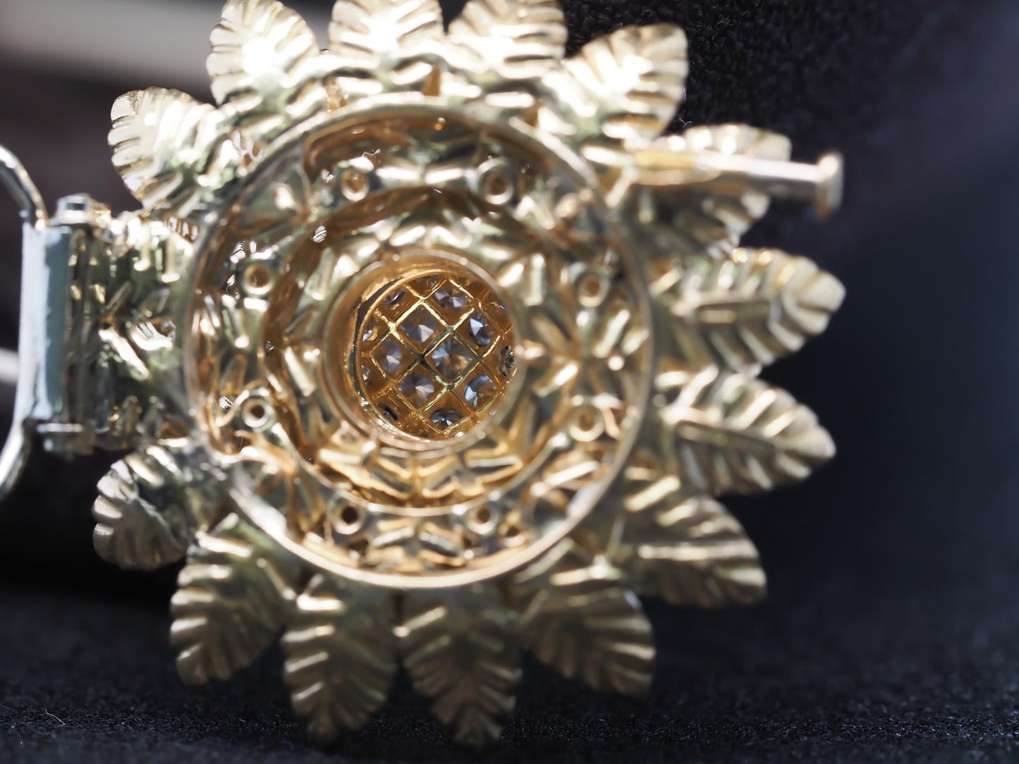 Vintage French 18K Yellow Gold and Diamond Flower Brooch